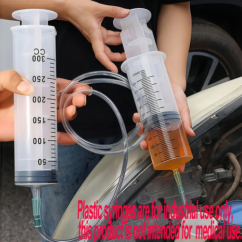1 Set of Car Water Suction/Injection Tool with Syringe
